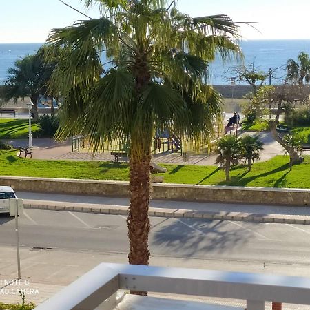 Apartamento Playa Con Vistas Al Mar Torre Del Mar Exterior photo
